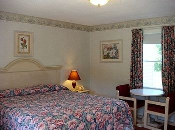 Rocky River Inn New Milford Εξωτερικό φωτογραφία